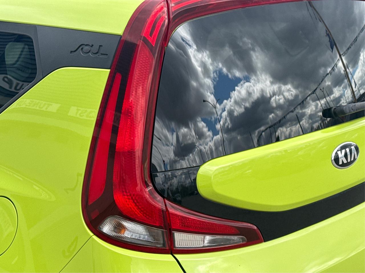 2020 Kia Soul EX HB REAR CAM CLEAN WE FINANCE ALL CREDIT! Photo