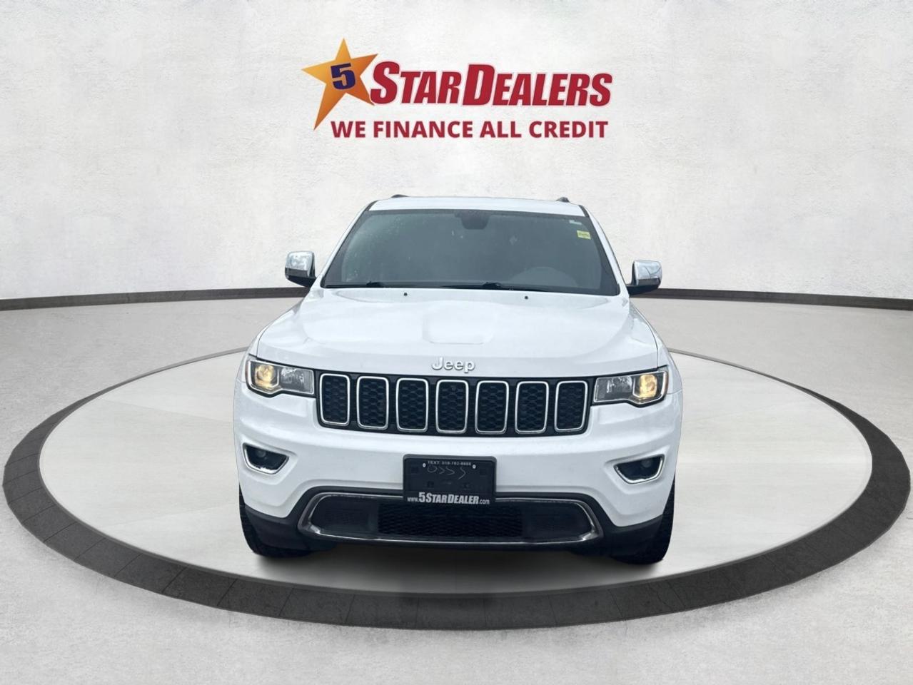 2021 Jeep Grand Cherokee AWD NAV LEATHER SUNROOF WE FINANCE ALL CREDIT! Photo