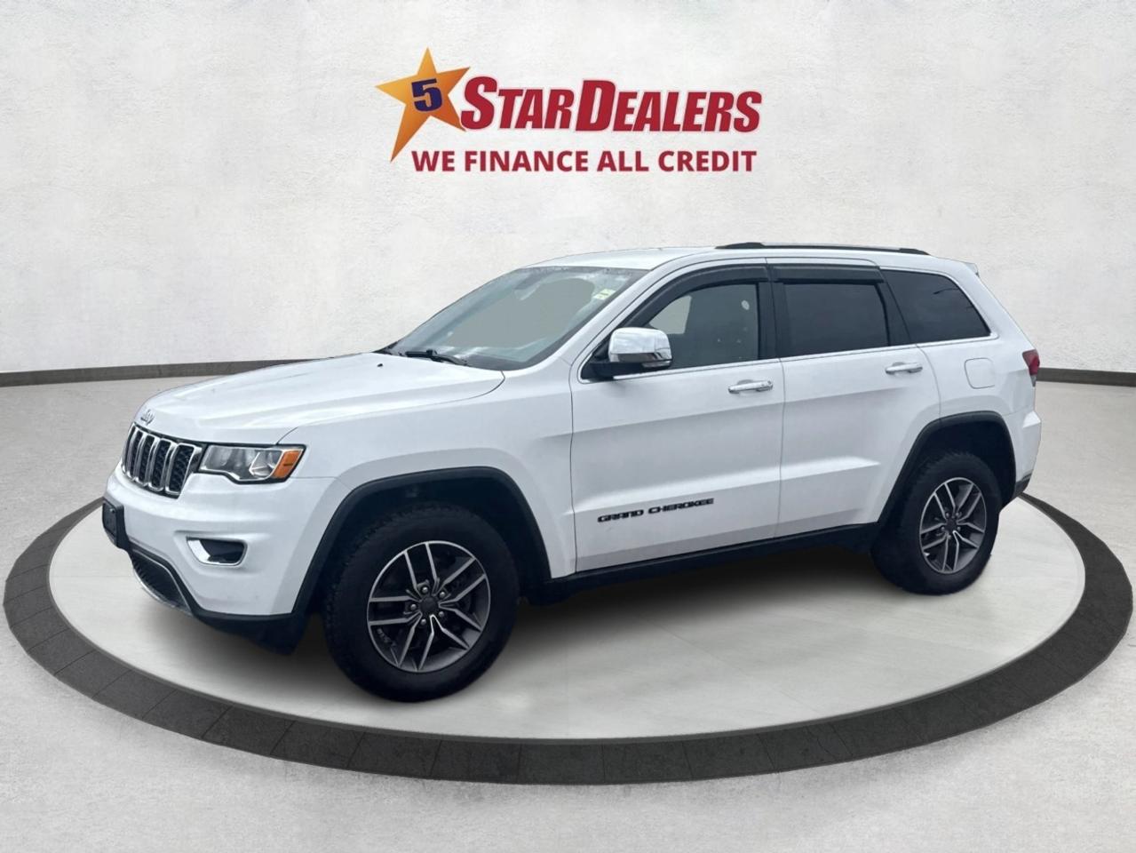 2021 Jeep Grand Cherokee AWD NAV LEATHER SUNROOF WE FINANCE ALL CREDIT! Photo