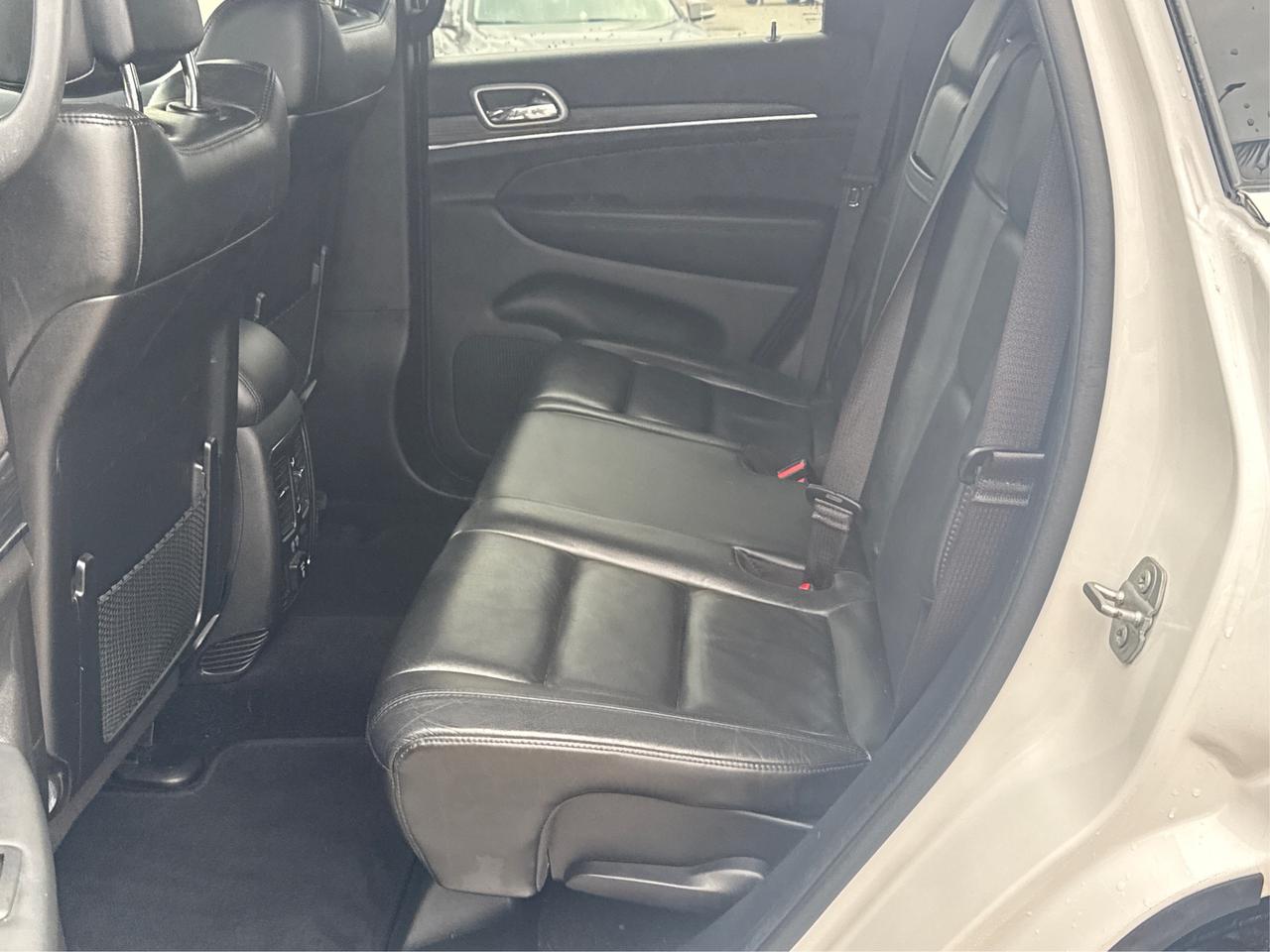 2021 Jeep Grand Cherokee AWD NAV LEATHER SUNROOF WE FINANCE ALL CREDIT! Photo