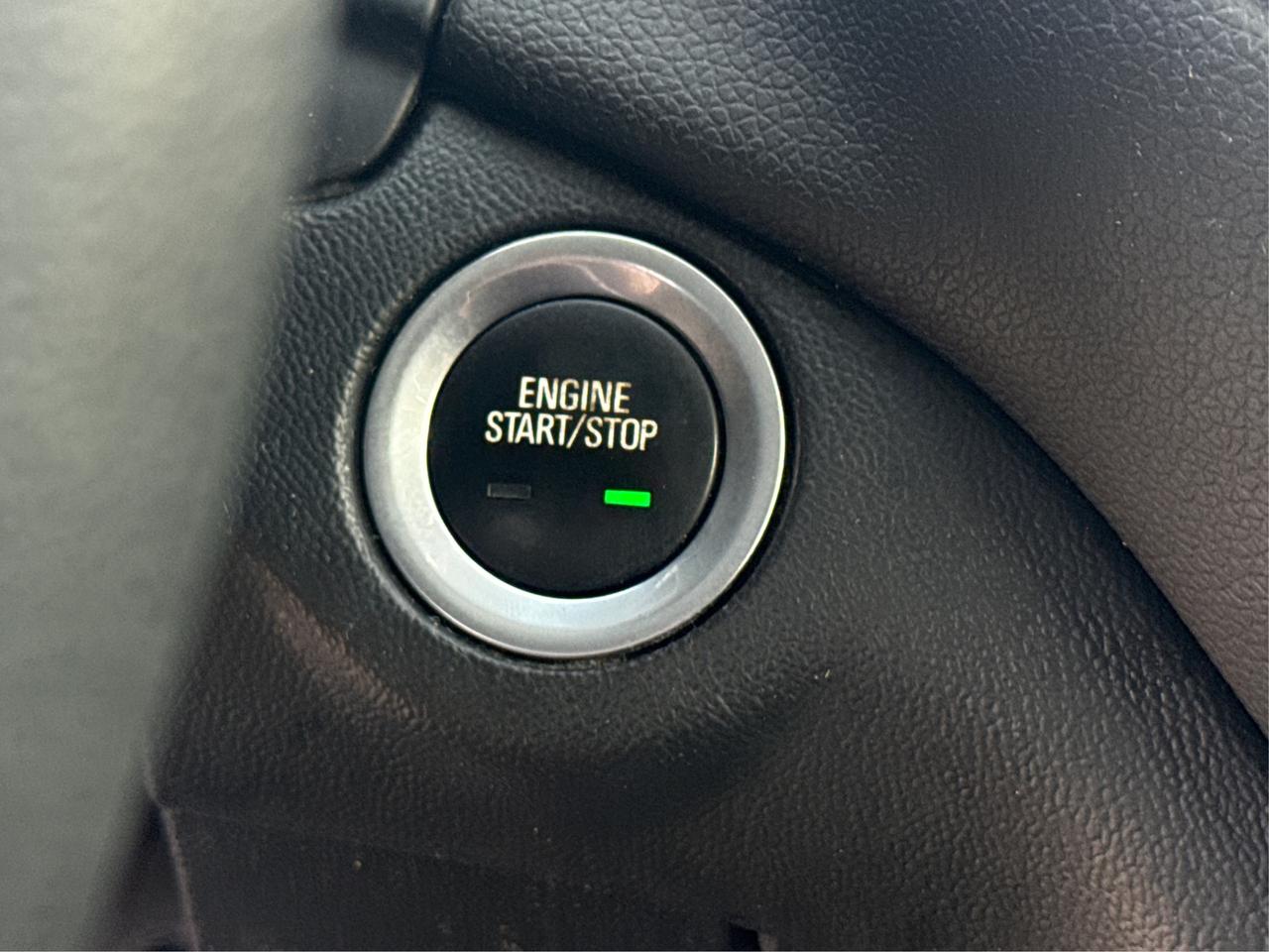2019 Chevrolet Equinox FWD PWR SEAT REAR CAM WE FINANCE ALL CREDIT! Photo
