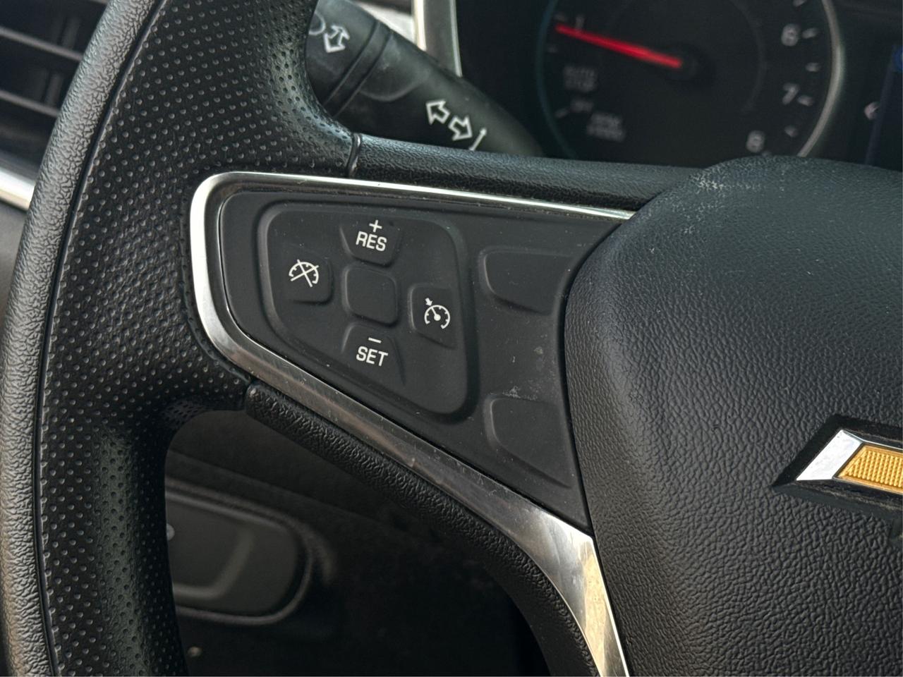 2019 Chevrolet Equinox FWD PWR SEAT REAR CAM WE FINANCE ALL CREDIT! Photo