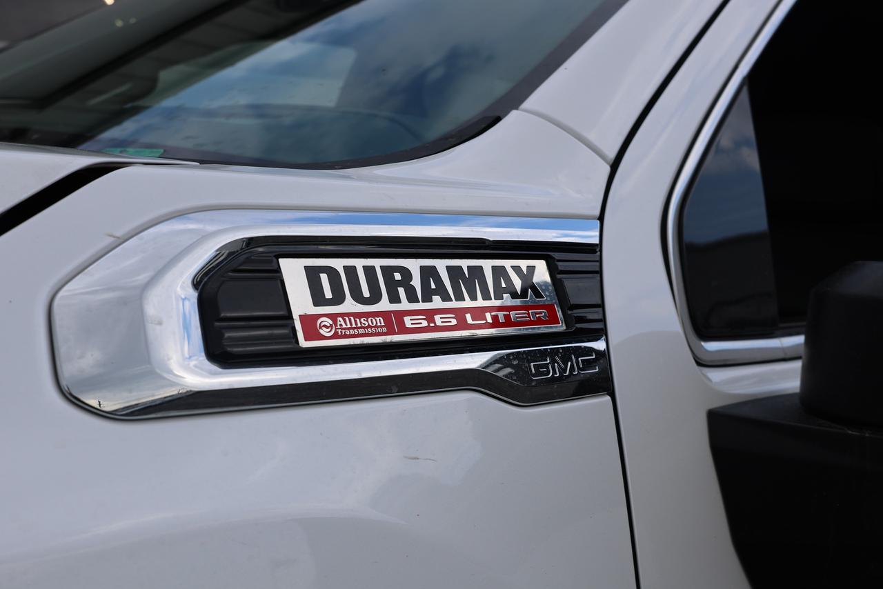 2022 GMC Sierra 3500 Denali 6.6L DuraMax Photo