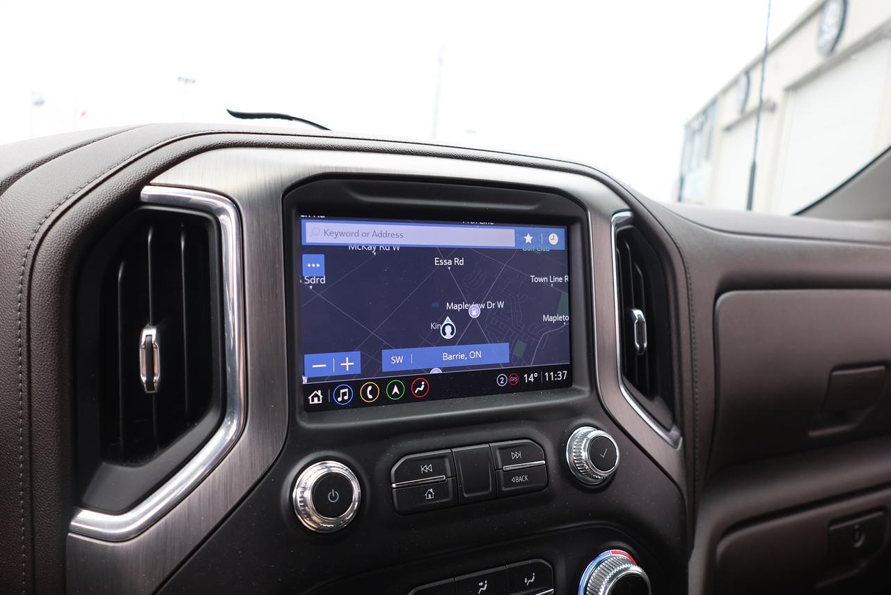 2022 GMC Sierra 3500 Denali 6.6L DuraMax Photo