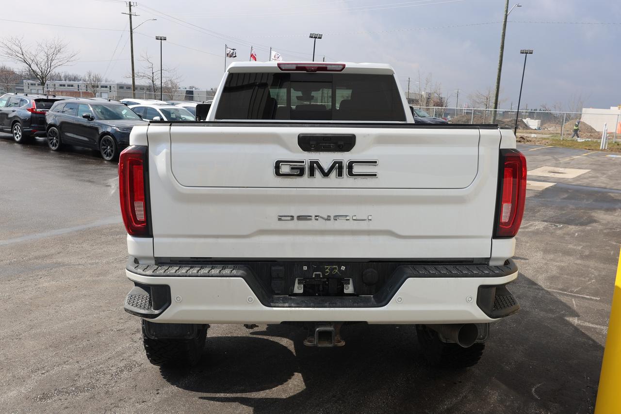 2022 GMC Sierra 3500 Denali 6.6L DuraMax Photo4