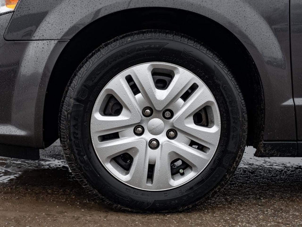 2015 Dodge Grand Caravan CANADA VALUE PACKAGE Photo