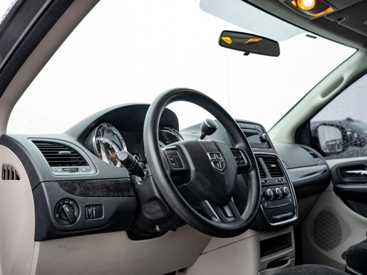 2015 Dodge Grand Caravan CANADA VALUE PACKAGE Photo