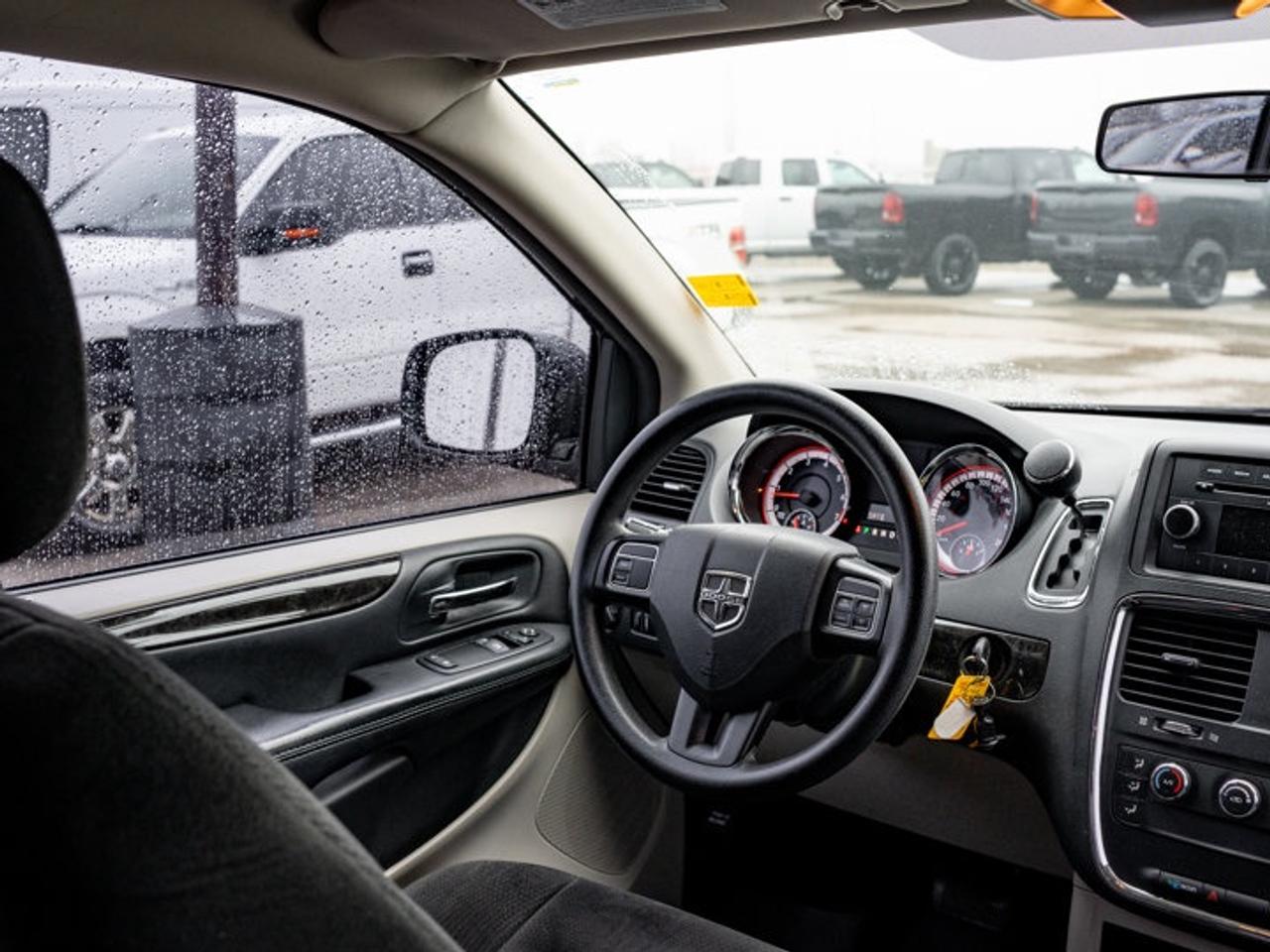 2015 Dodge Grand Caravan CANADA VALUE PACKAGE Photo