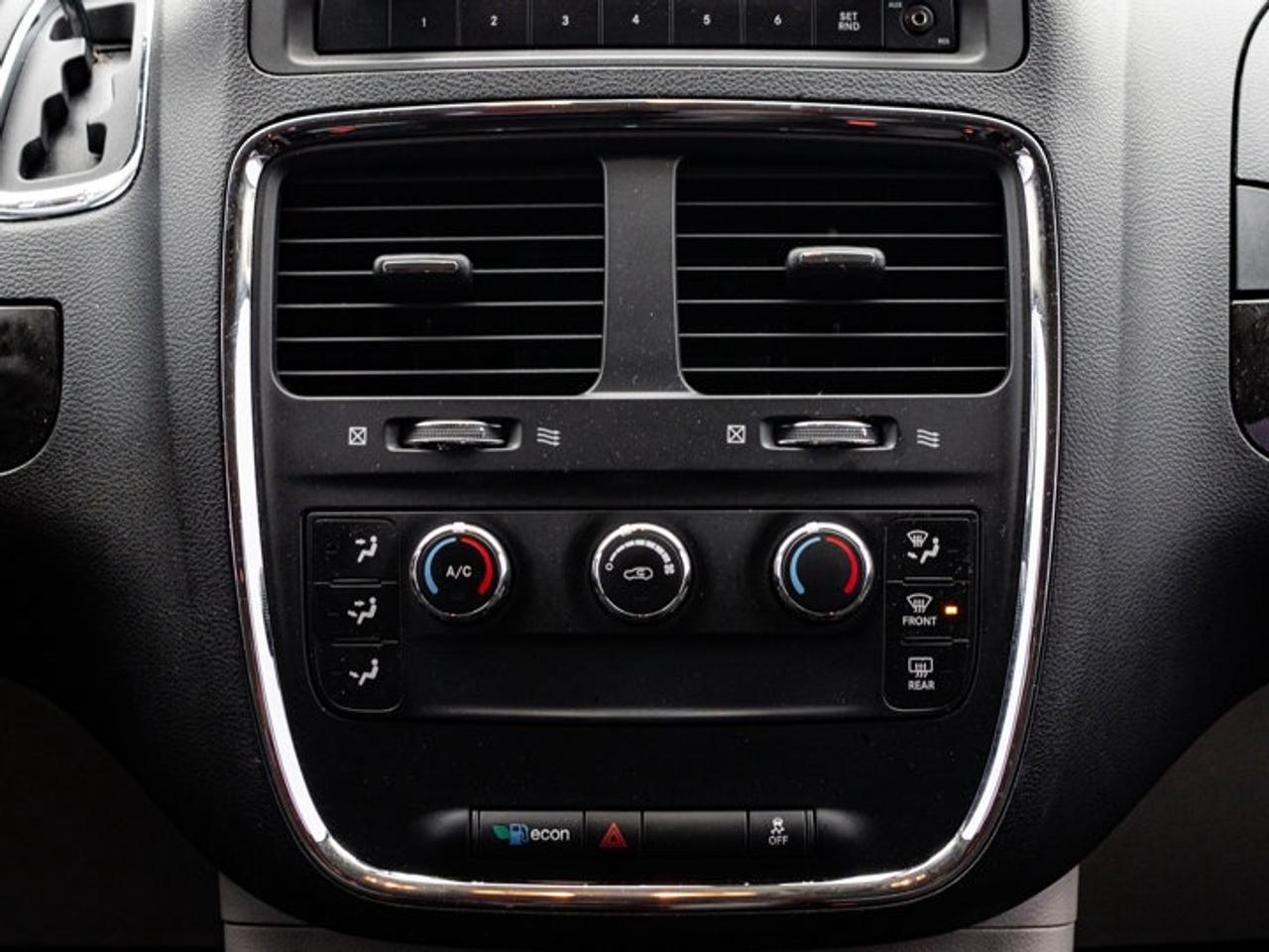 2015 Dodge Grand Caravan CANADA VALUE PACKAGE Photo