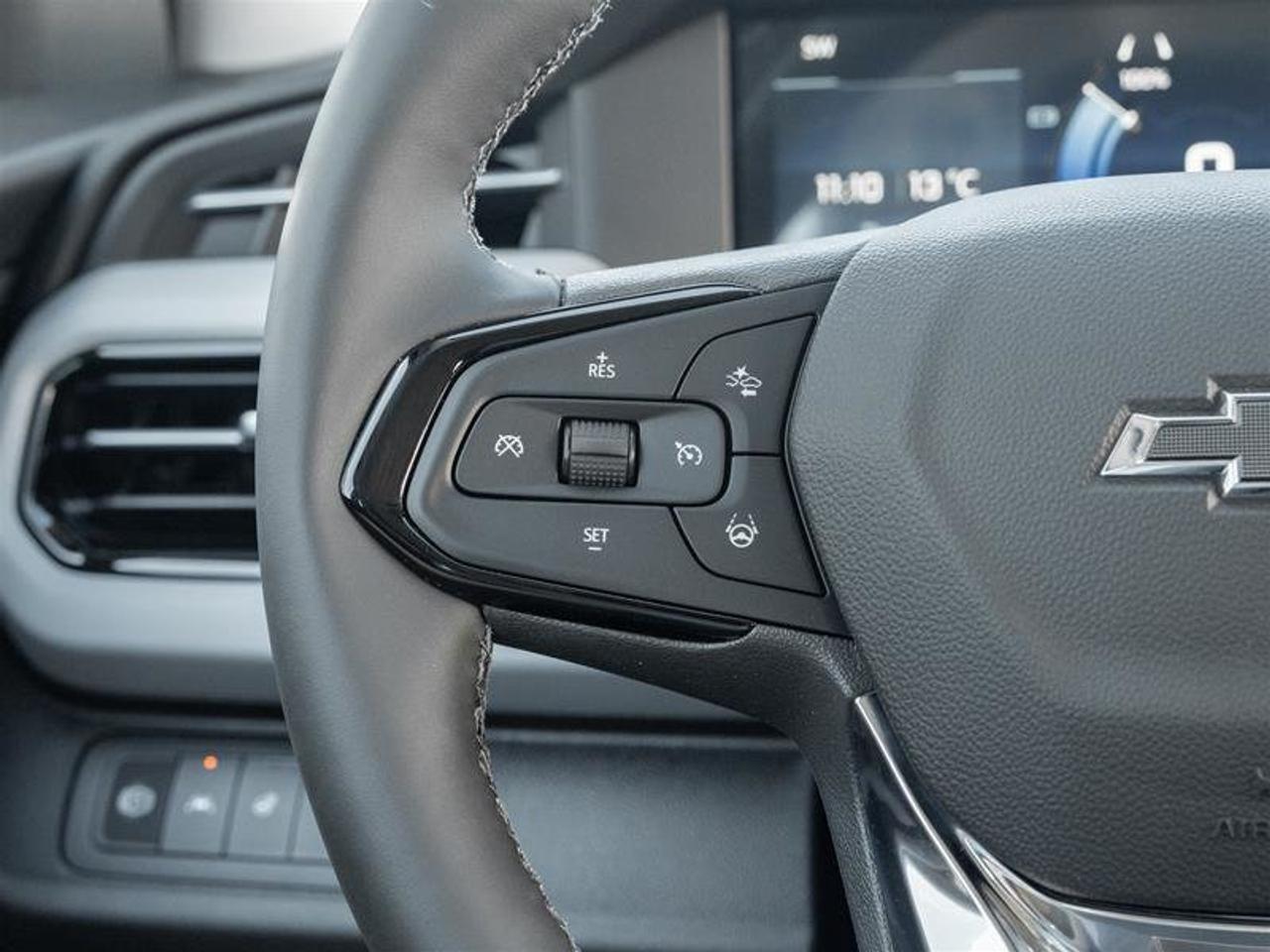 2027 Chevrolet Bolt RS Photo