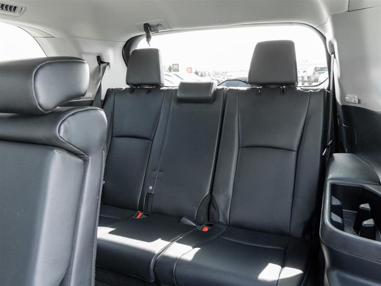 2024 Toyota Grand Highlander XLE AWD Backup Cam | Heated Seats | Wireless Charging | 3rd Row | XLE Photo