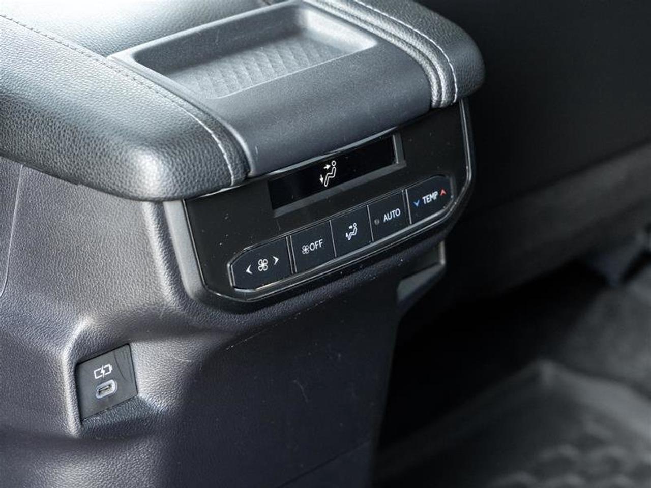 2024 Toyota Grand Highlander XLE AWD Backup Cam | Heated Seats | Wireless Charging | 3rd Row | XLE Photo