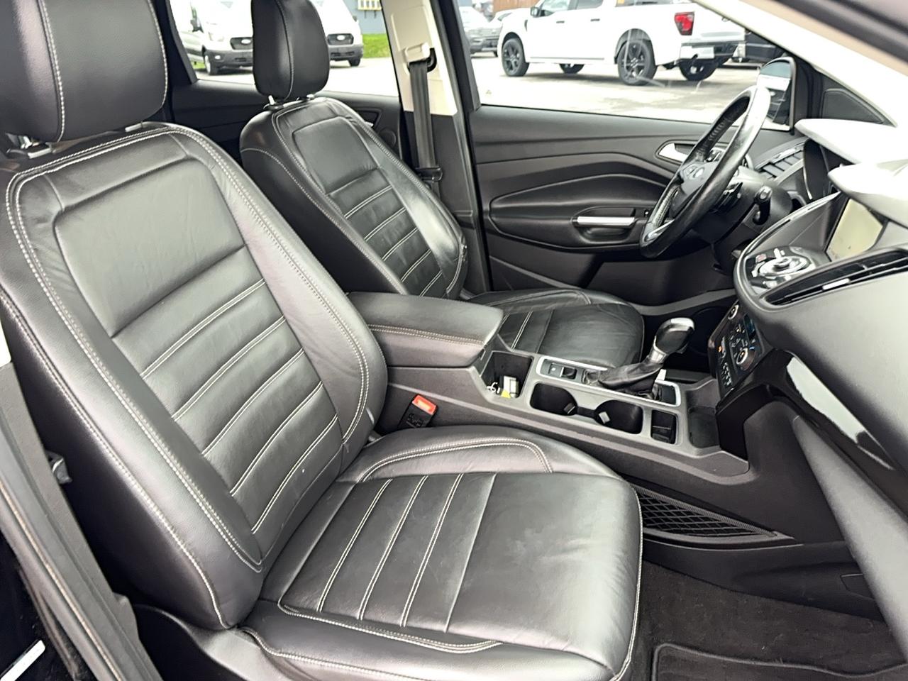 2018 Ford Escape Titanium 4WD Photo