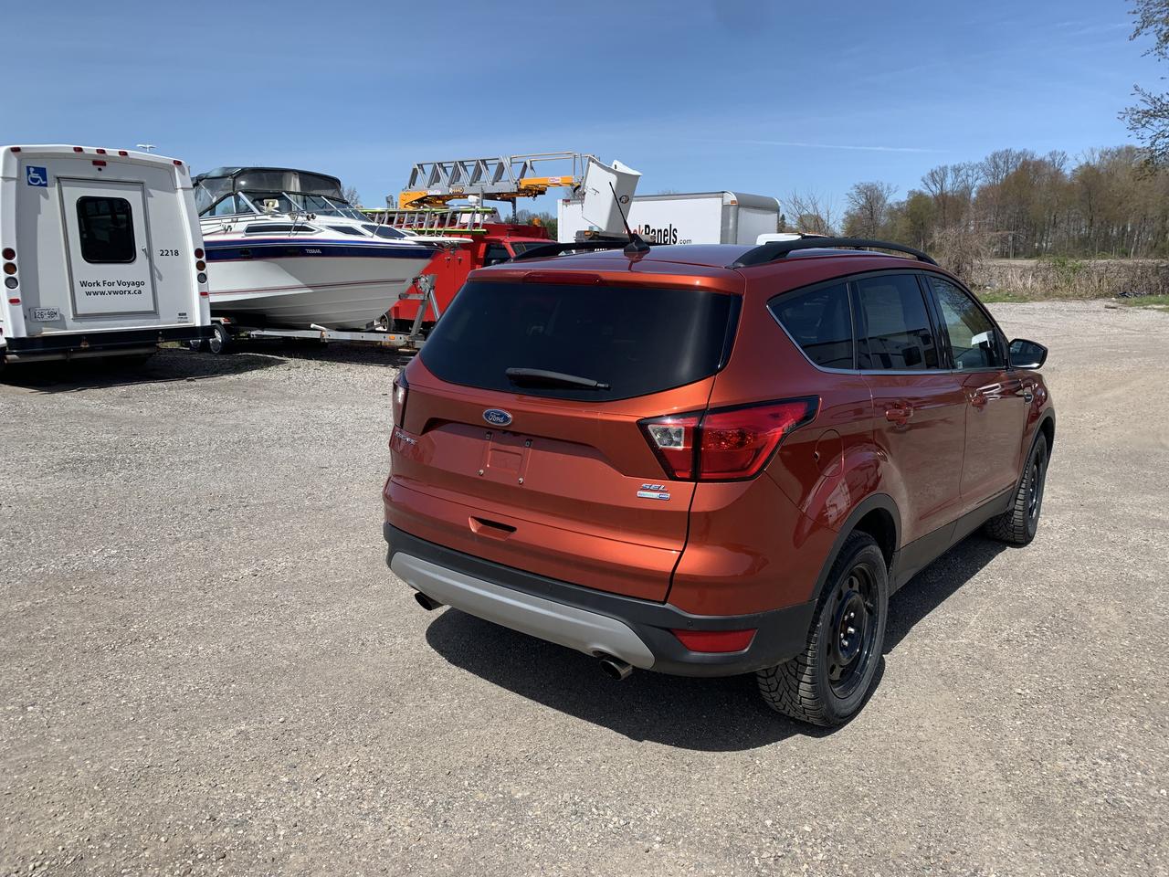 2019 Ford Escape SEL 4WD Photo4