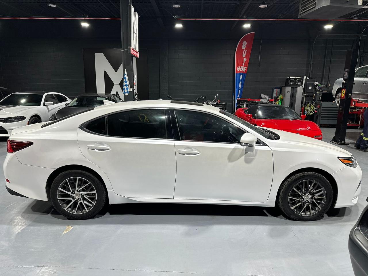 2017 Lexus ES 350  Photo3