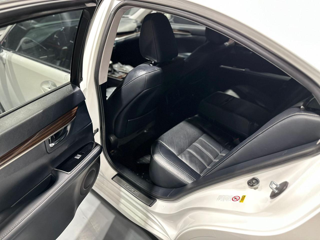 2017 Lexus ES 350  Photo