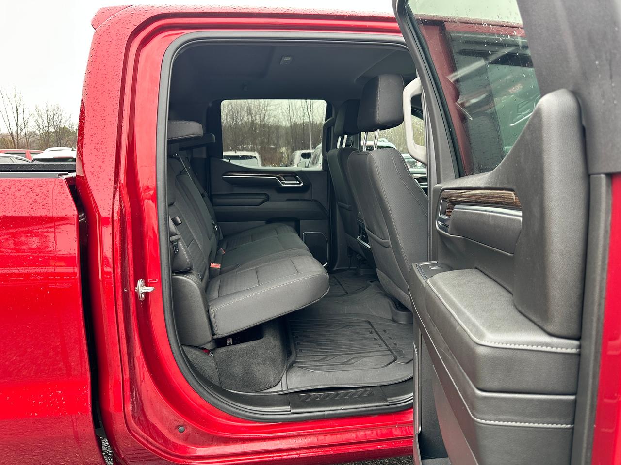 2024 GMC Sierra 1500 Elevation4X4CREW HTD-Cloth RemStart XM BOSE 5.3L Photo