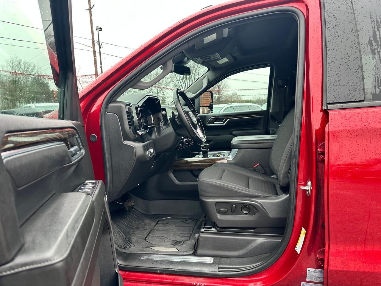 2024 GMC Sierra 1500 Elevation4X4CREW HTD-Cloth RemStart XM BOSE 5.3L Photo