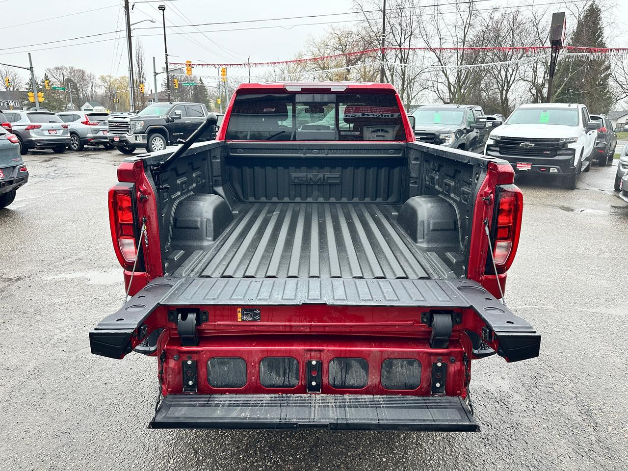 2024 GMC Sierra 1500 Elevation4X4CREW HTD-Cloth RemStart XM BOSE 5.3L Photo