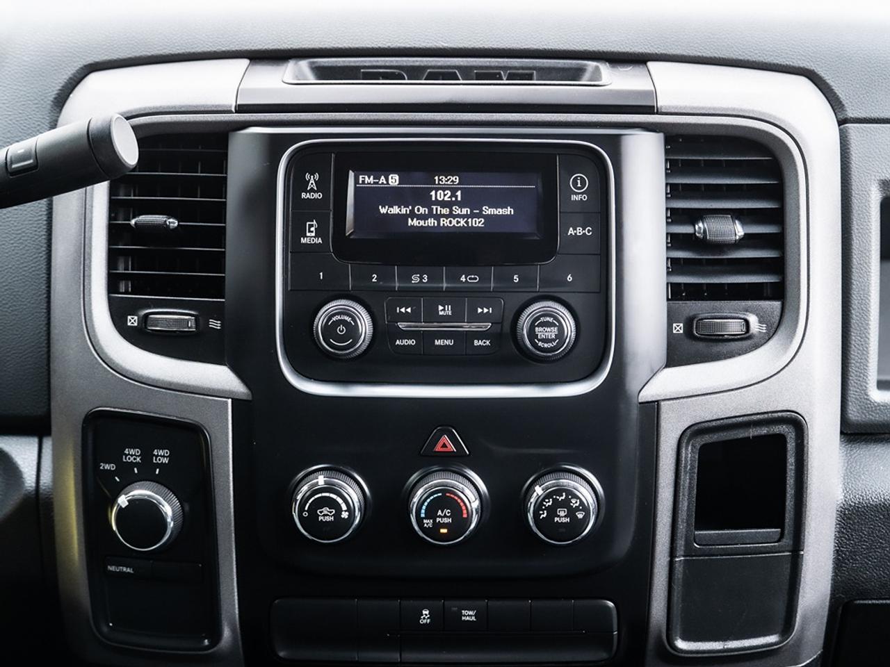 2015 RAM 1500 ST HEMI WITH ONLY 84,655 KMS Photo29