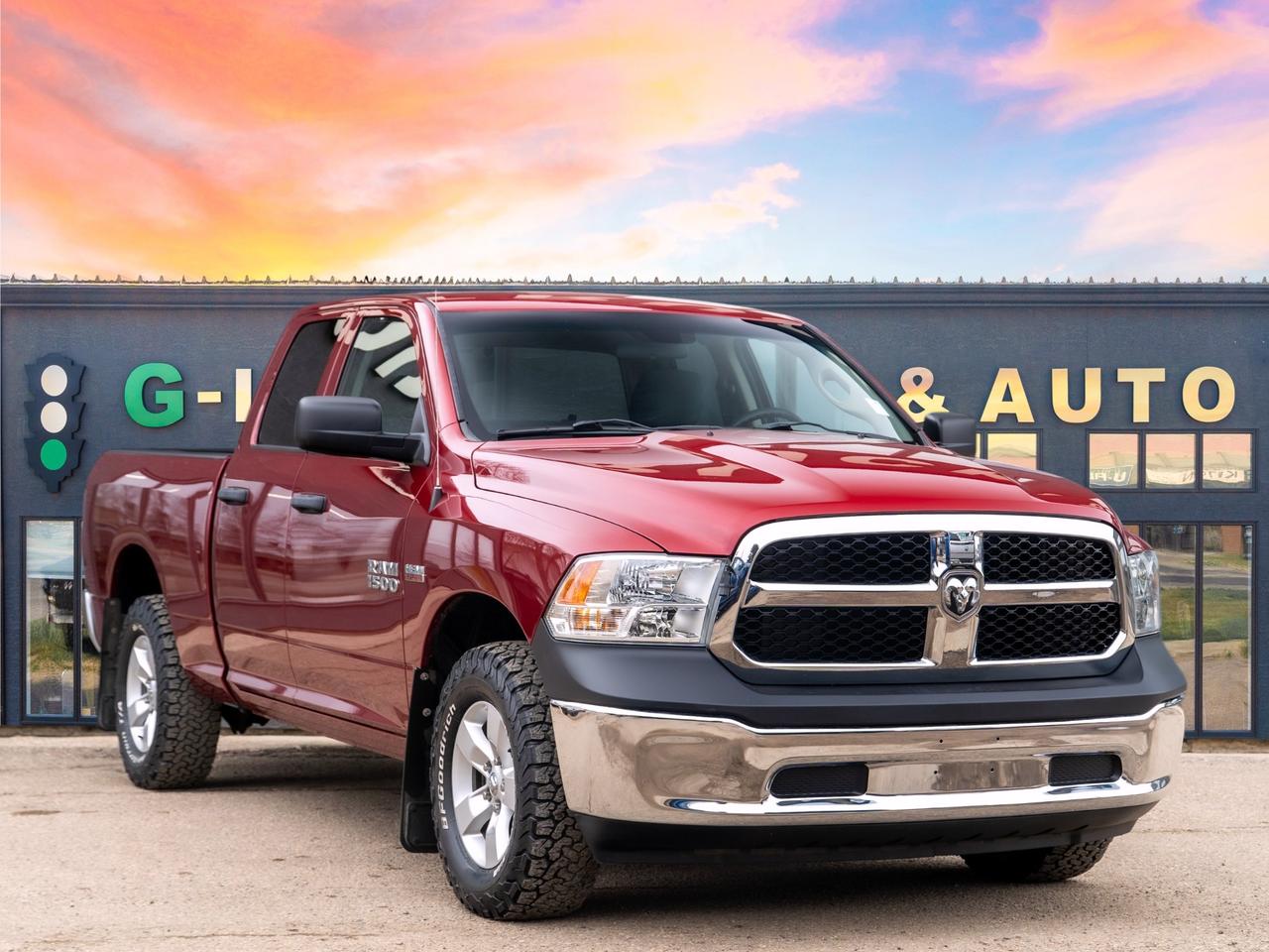 2015 RAM 1500 ST HEMI WITH ONLY 84,655 KMS