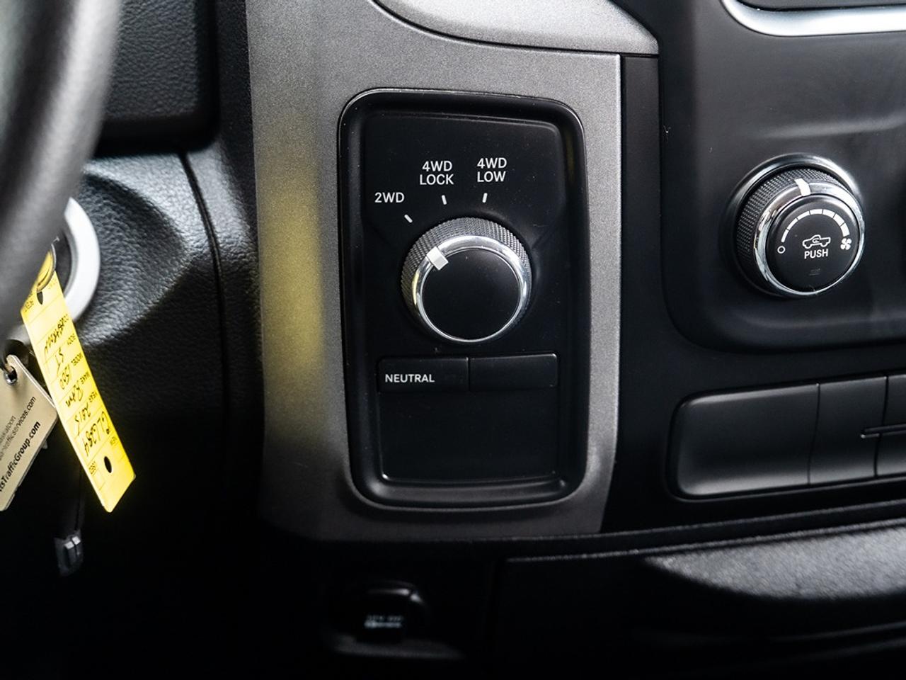 2015 RAM 1500 ST HEMI WITH ONLY 84,655 KMS Photo33