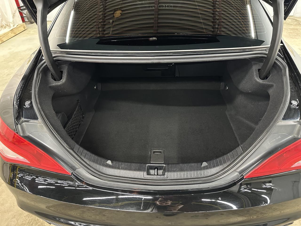 2015 Mercedes-Benz CLA-Class 4dr Sdn CLA 250 4MATIC Photo