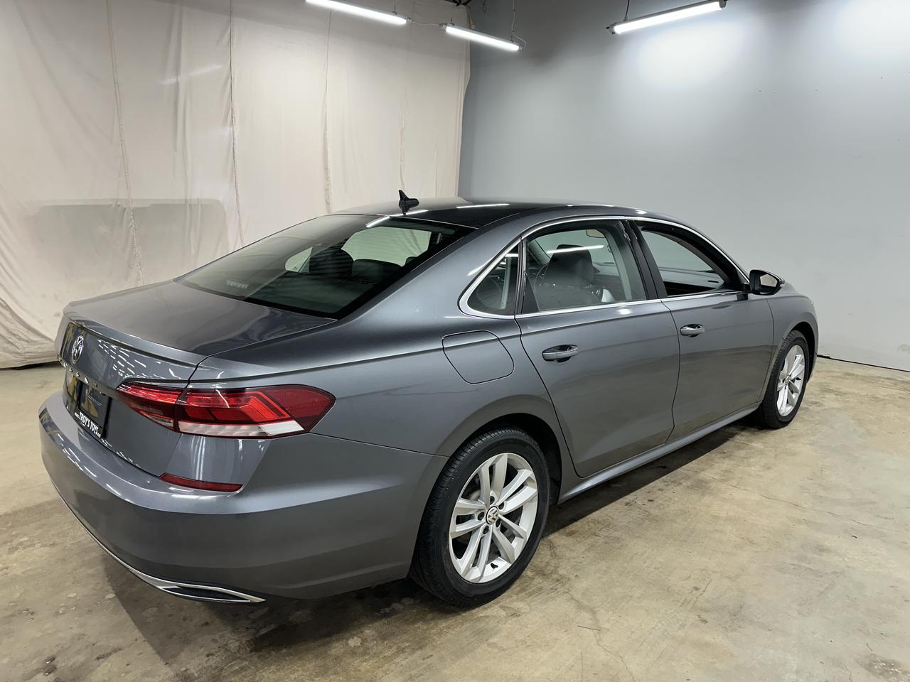 2021 Volkswagen Passat HIGHLINE Photo