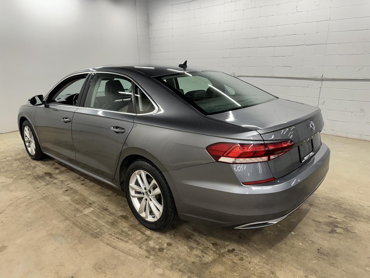 2021 Volkswagen Passat HIGHLINE Photo