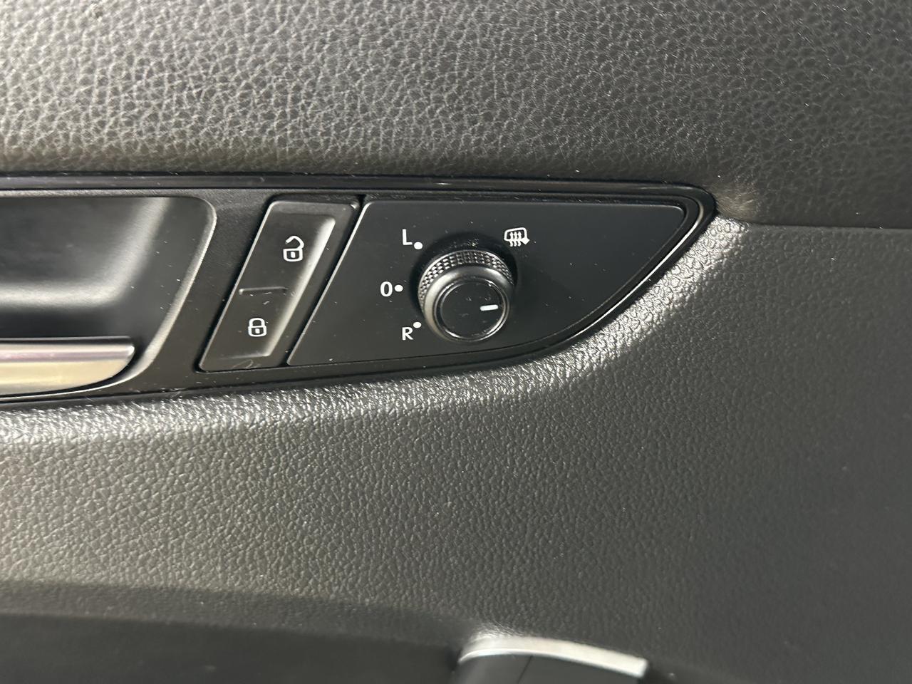 2021 Volkswagen Passat HIGHLINE Photo