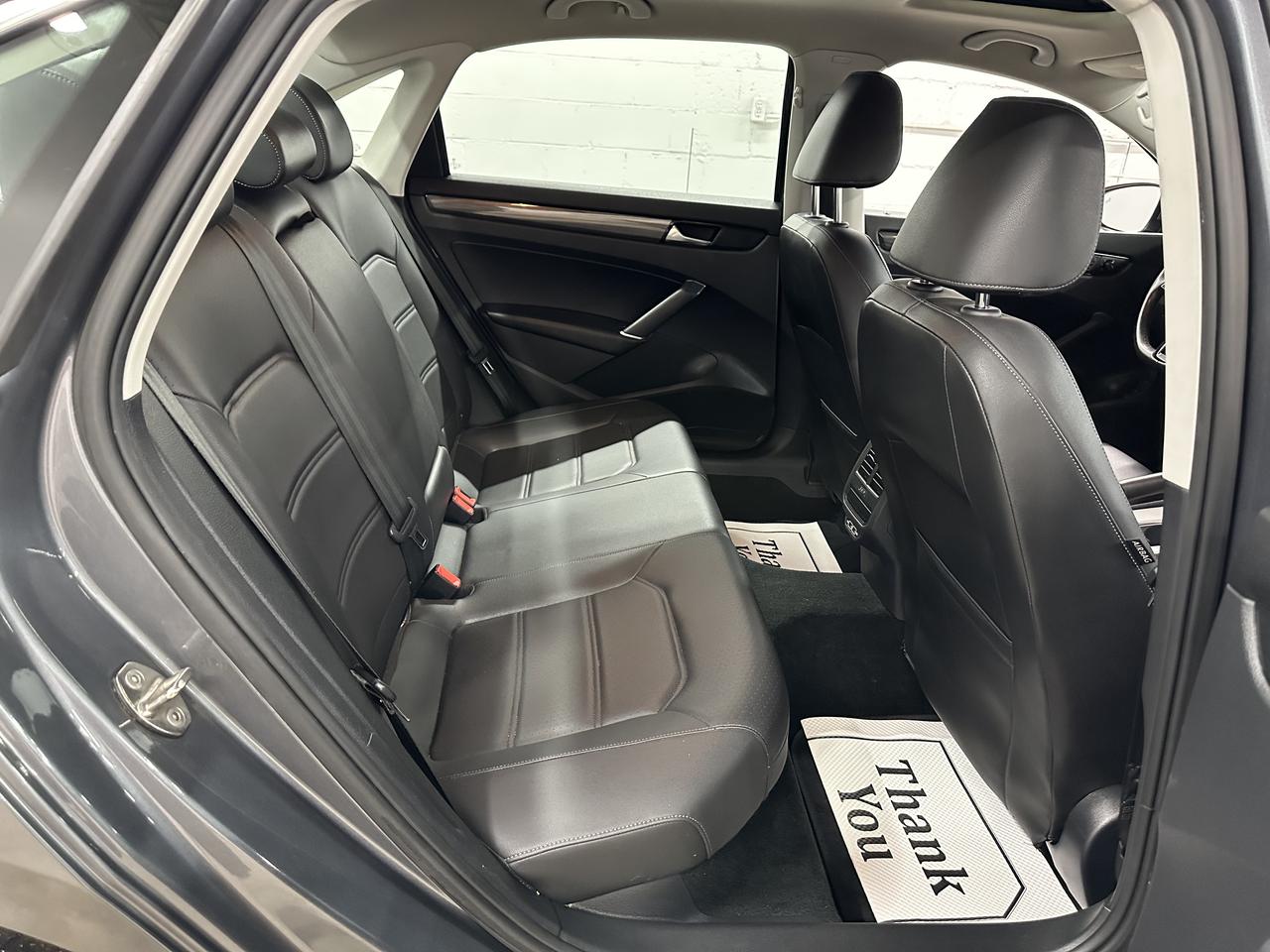 2021 Volkswagen Passat HIGHLINE Photo