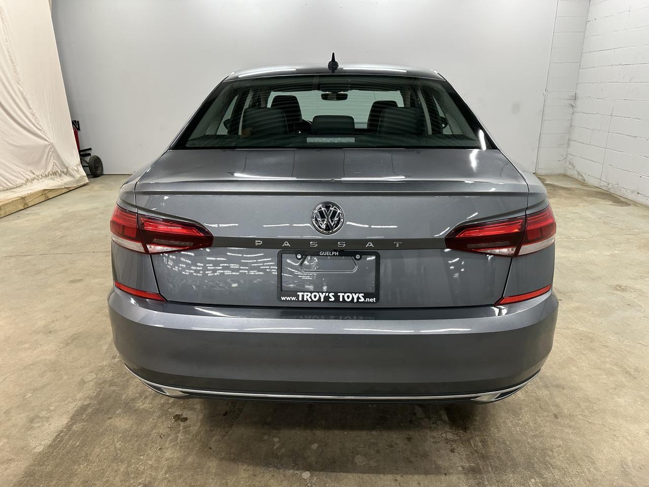 2021 Volkswagen Passat HIGHLINE Photo