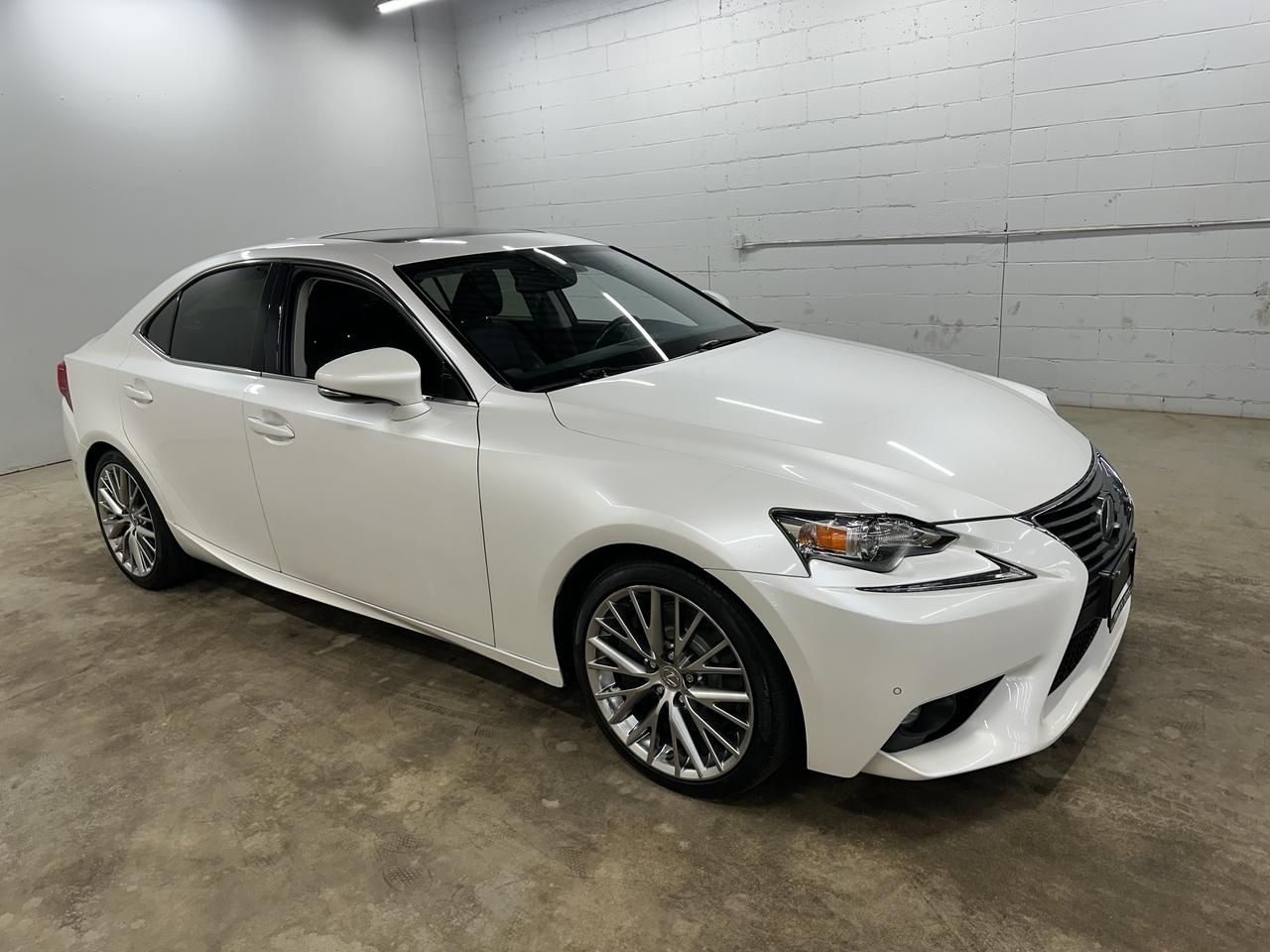 Used 2016 Lexus IS 300 Luxury for sale in Guelph, ON