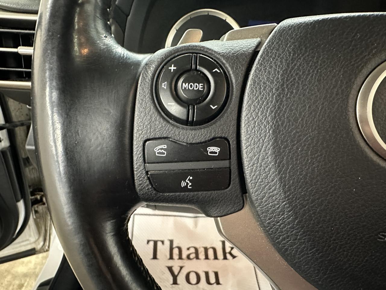 2016 Lexus IS 300 Luxury Photo