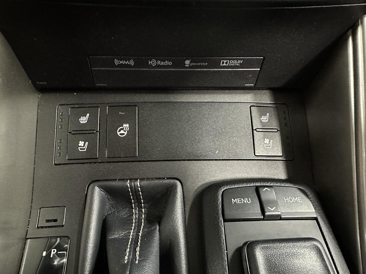 2016 Lexus IS 300 Luxury Photo