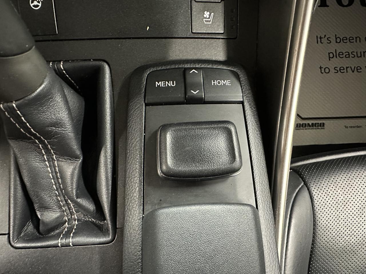2016 Lexus IS 300 Luxury Photo17