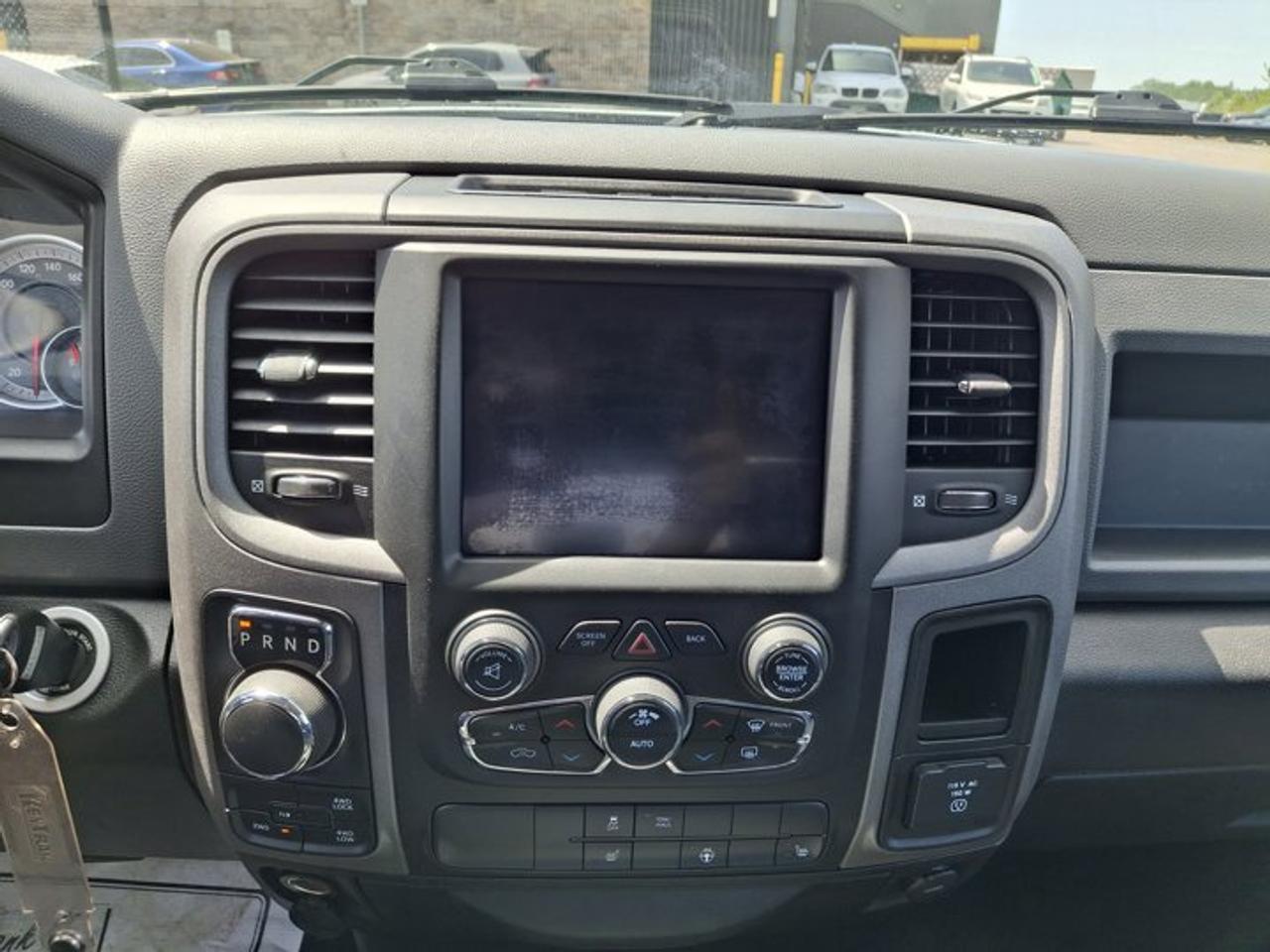 2019 RAM 1500 Classic Express Crew 4X4 | Hemi | Blackout Pkg | Heated Wheel + Seats | Remote Start | Power Seat and More ! Photo
