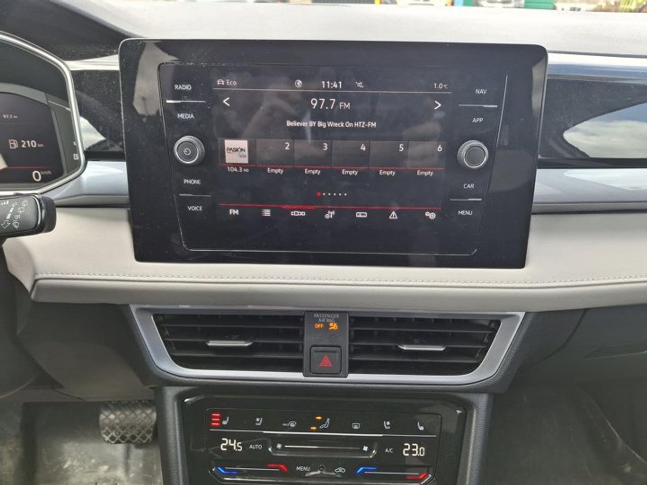 2025 Volkswagen Taos Highline AWD | Leather | Sunroof | Nav | Cooled + Heated Seats | Heated Wheel | CarPlay and More ! Photo