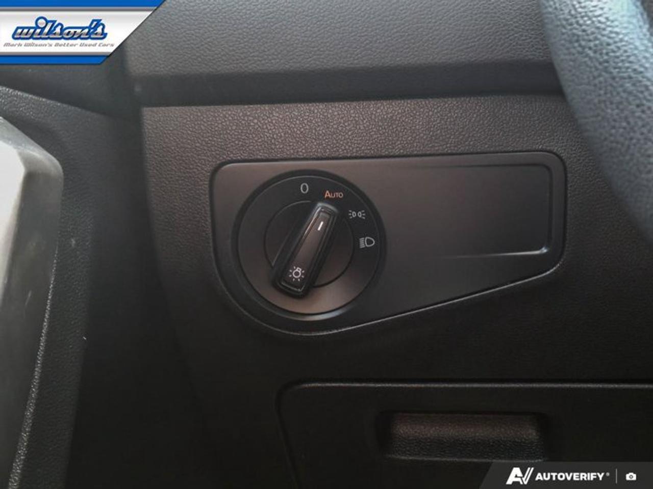 2020 Volkswagen Tiguan Trendline AWD | Heated Seats | CarPlay + Android | Rear Camera | and More ! Photo