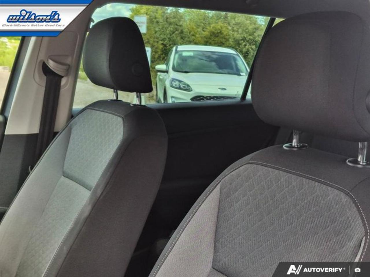 2020 Volkswagen Tiguan Trendline AWD | Heated Seats | CarPlay + Android | Rear Camera | and More ! Photo