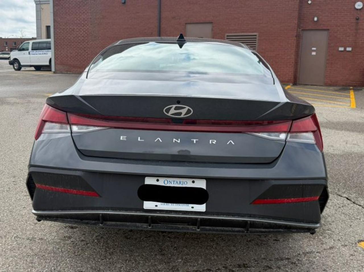 2025 Hyundai Elantra Essential | Heated Seats | CarPlay + Android | Rear Camera | and More ! Photo