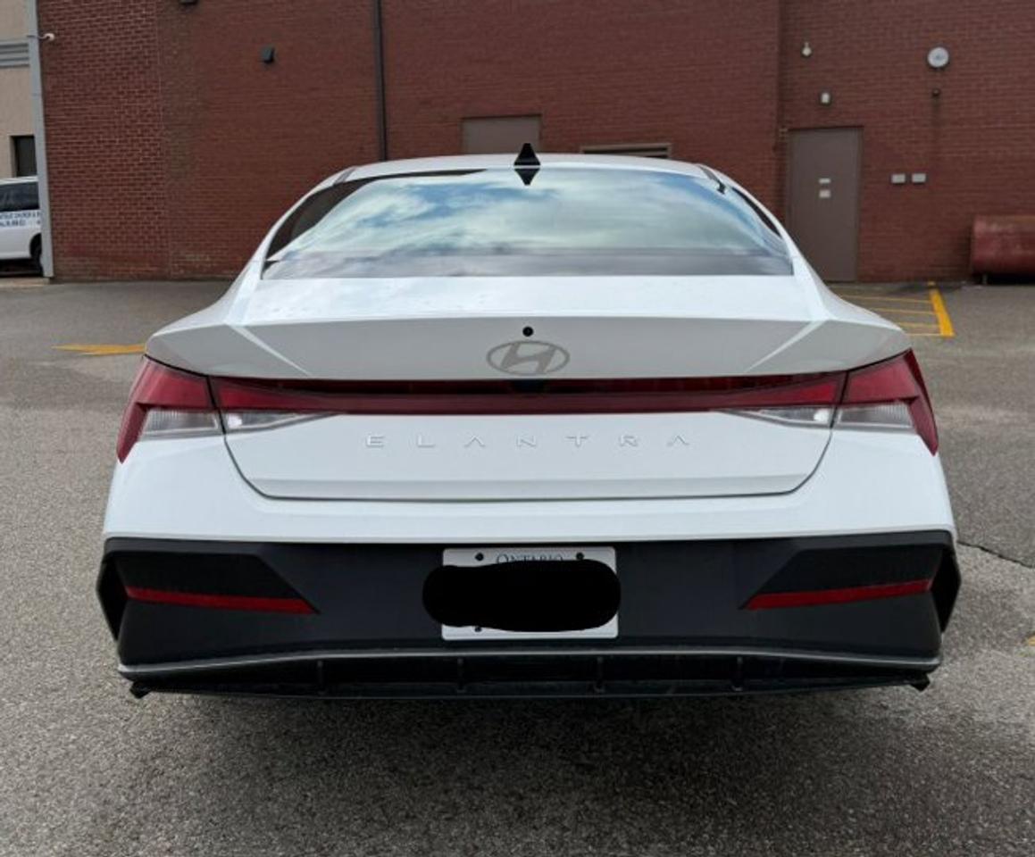 2025 Hyundai Elantra Essential | Heated Seats | CarPlay + Android | Rear Camera | and More ! Photo