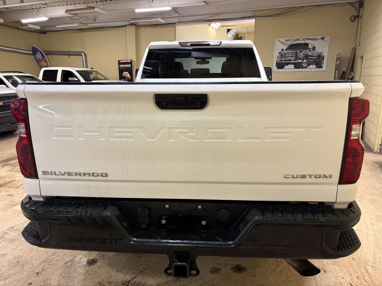 2022 Chevrolet Silverado 2500 Custom Photo4
