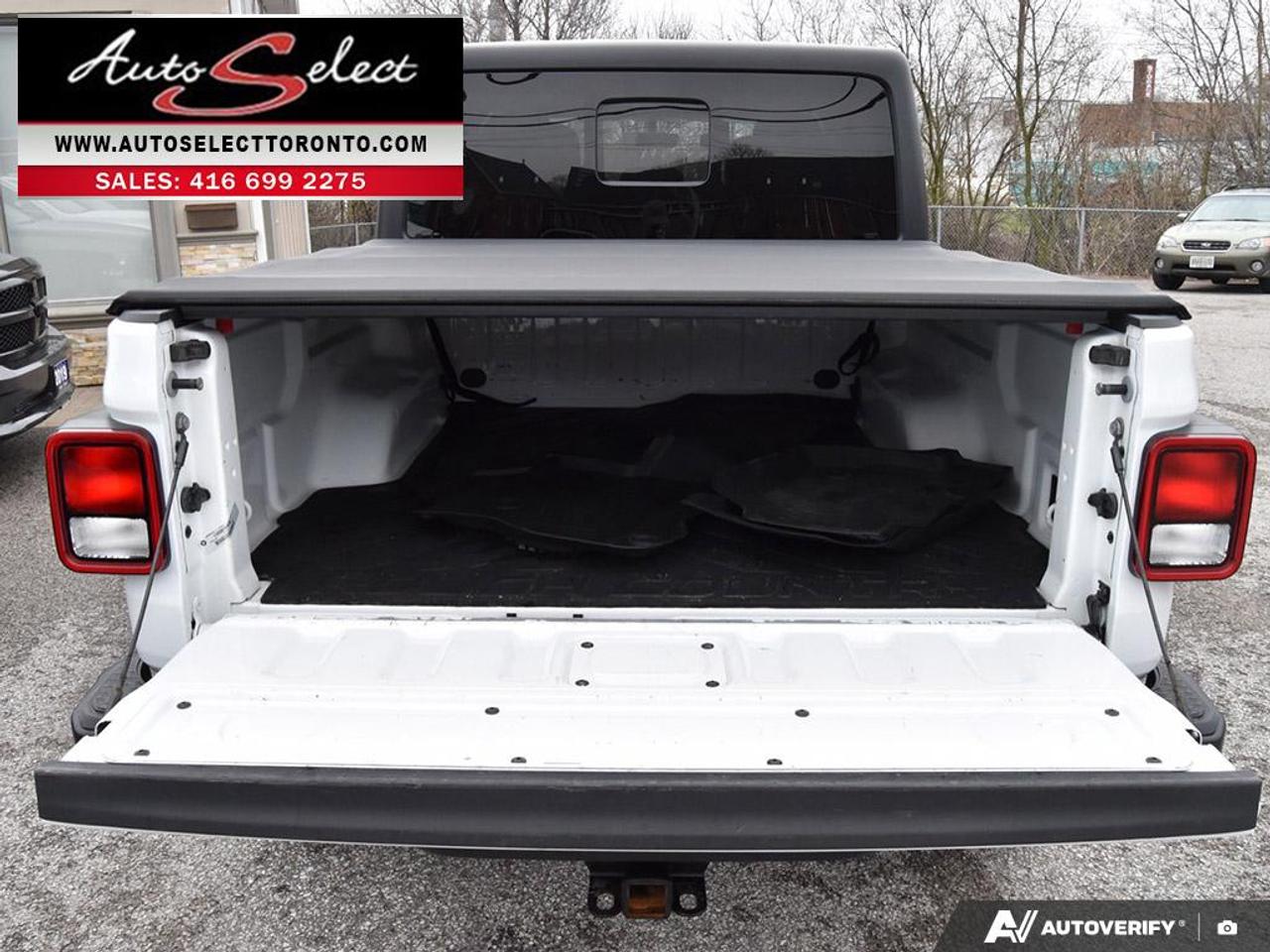 2022 Jeep Gladiator Sport 4x4 - Altitude Pkg - Clean Carfax - Apple Carplay Photo