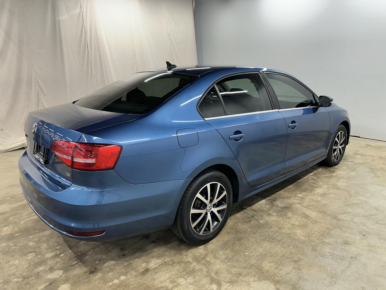 2015 Volkswagen Jetta 4dr 2.0 TDI DSG Comfortline Photo6