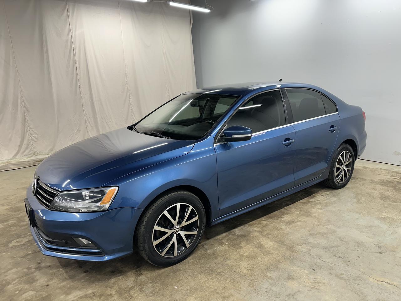 2015 Volkswagen Jetta 4dr 2.0 TDI DSG Comfortline Photo3
