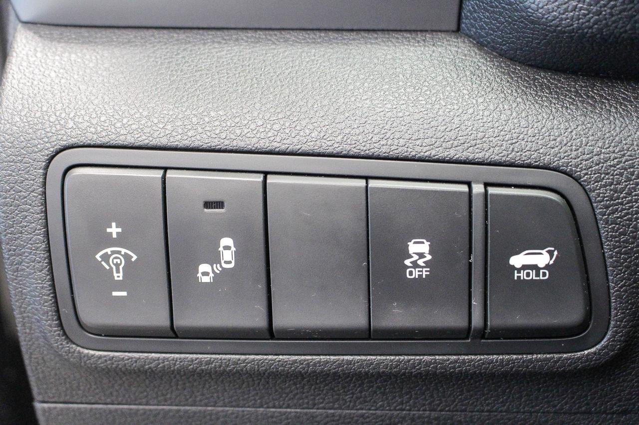 2017 Hyundai Tucson Luxury LEATHER SEATS - INFINITY AUTO - HEATED FRONT/REAR SEATS Photo