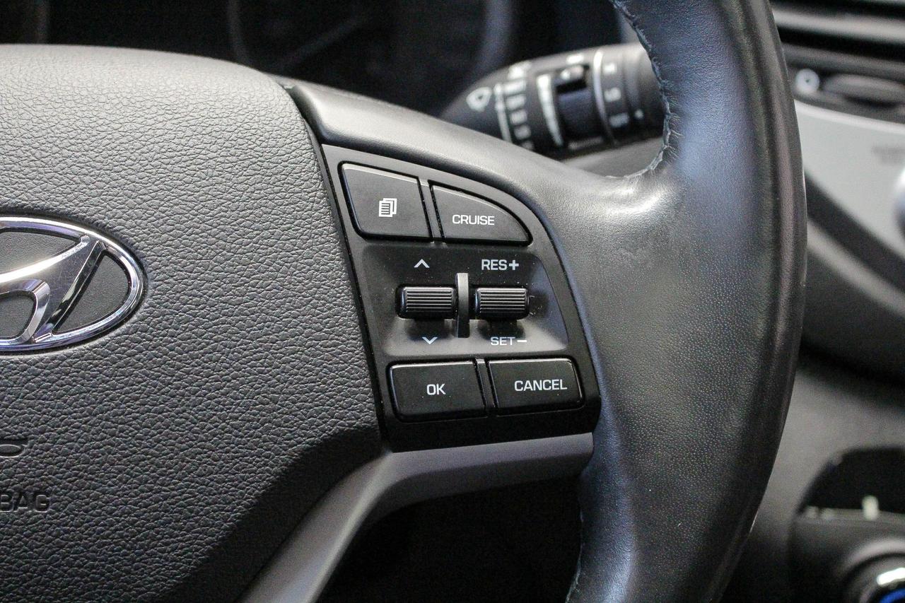 2017 Hyundai Tucson Luxury LEATHER SEATS - INFINITY AUTO - HEATED FRONT/REAR SEATS Photo