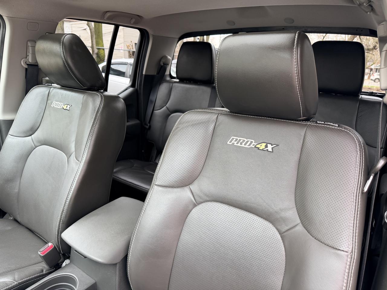 2017 Nissan Frontier Pro-4X CREWCAB! LOADED! - 4X4 Photo