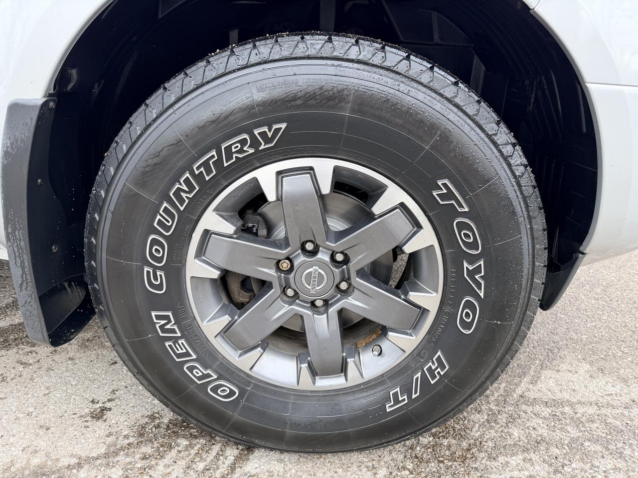 2017 Nissan Frontier Pro-4X CREWCAB! LOADED! - 4X4 Photo